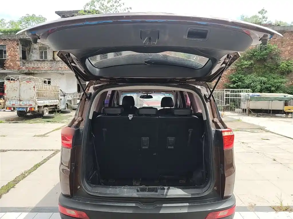 Wuling Motors Wuling Hongguang S3 2018 2018 1.5L Manual Luxury China V
