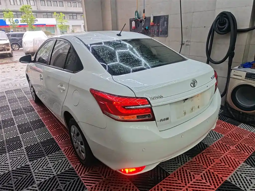 Toyota Vios 2017 1.5L CVT Pioneer фото 5