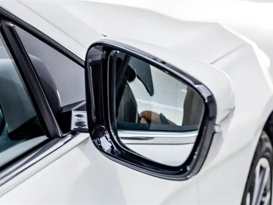 BMW 6 Series GT 2022 Model 630i Luxury Design Package фото 12