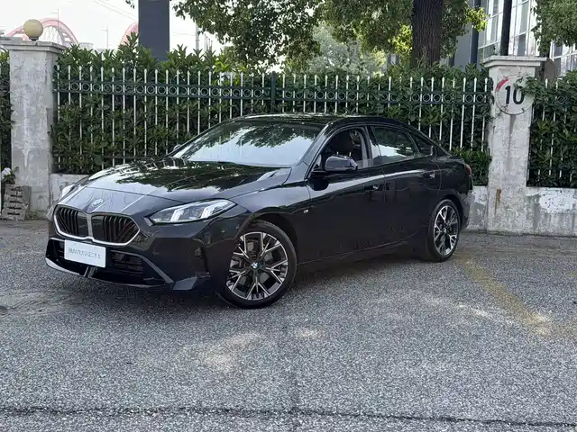  BMW BMW 2 Series 2025 225L M Sport Package