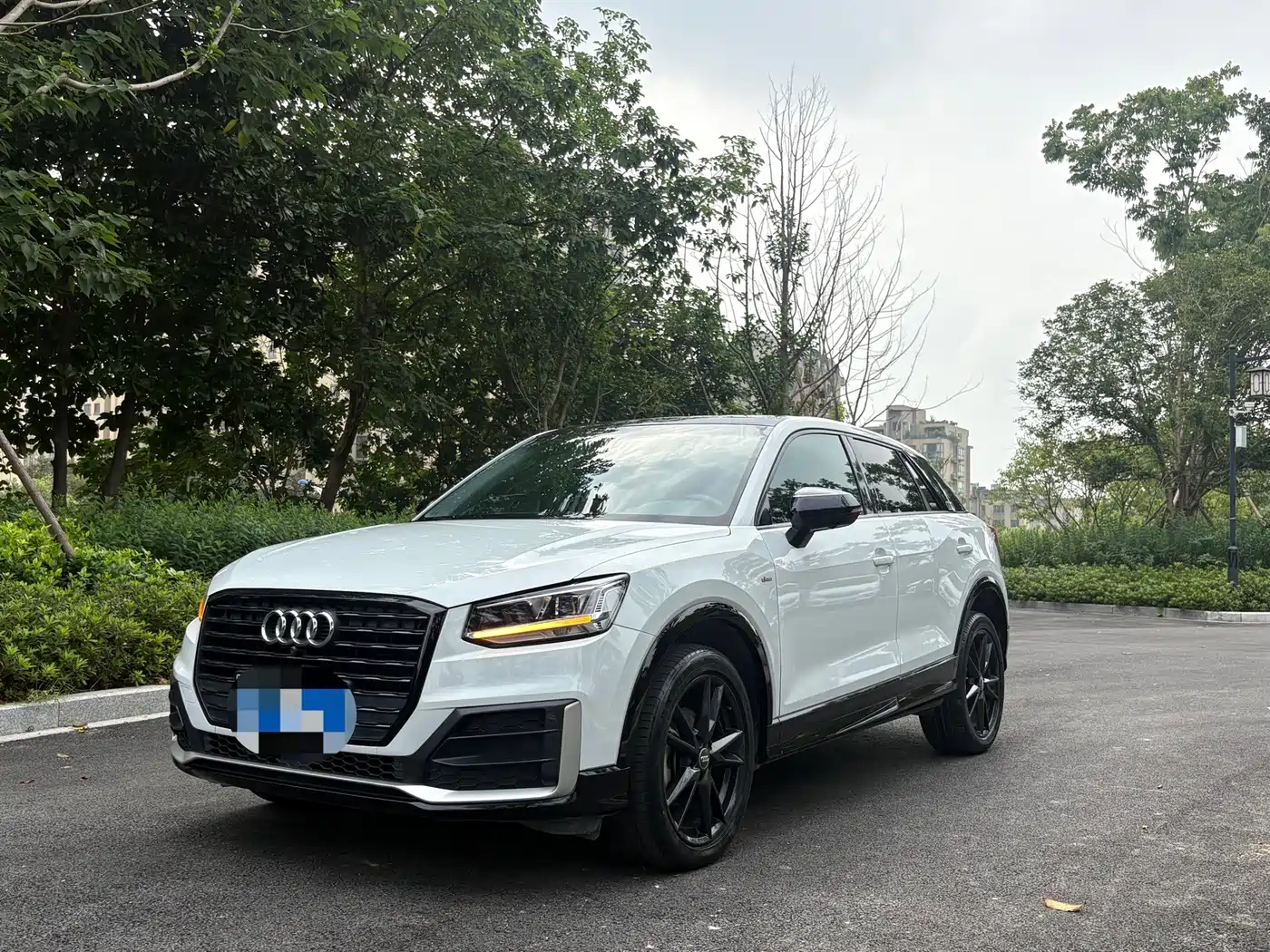 Audi Q2L 2019 2018 35 TFSI Launch Exclusive Edition China VI