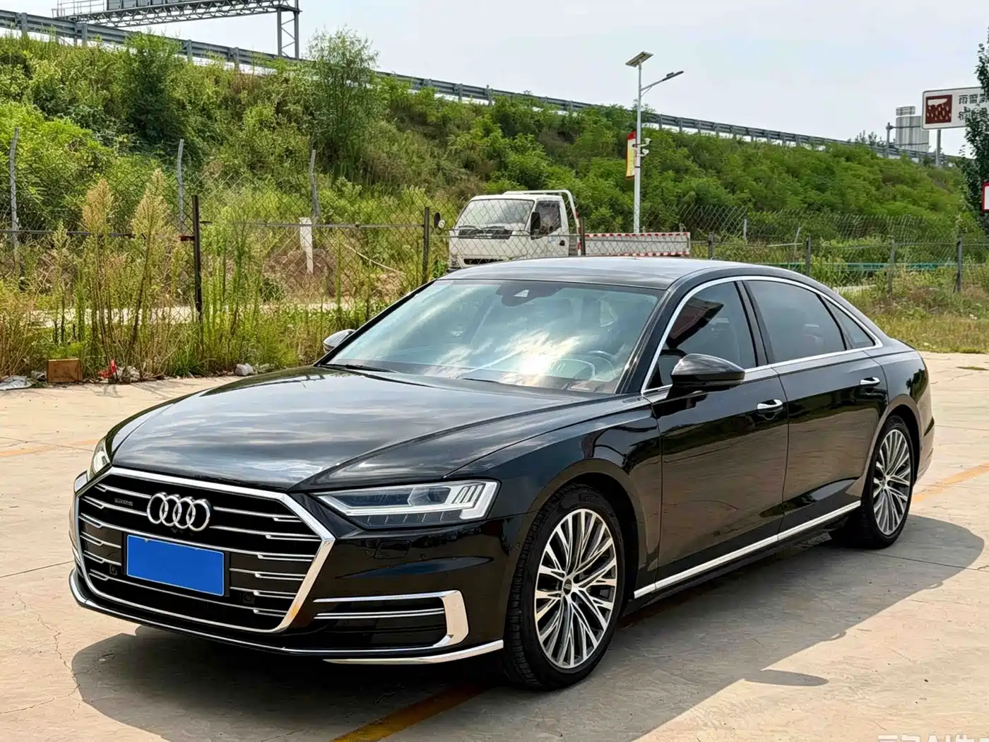 Photo 1 - Audi A8