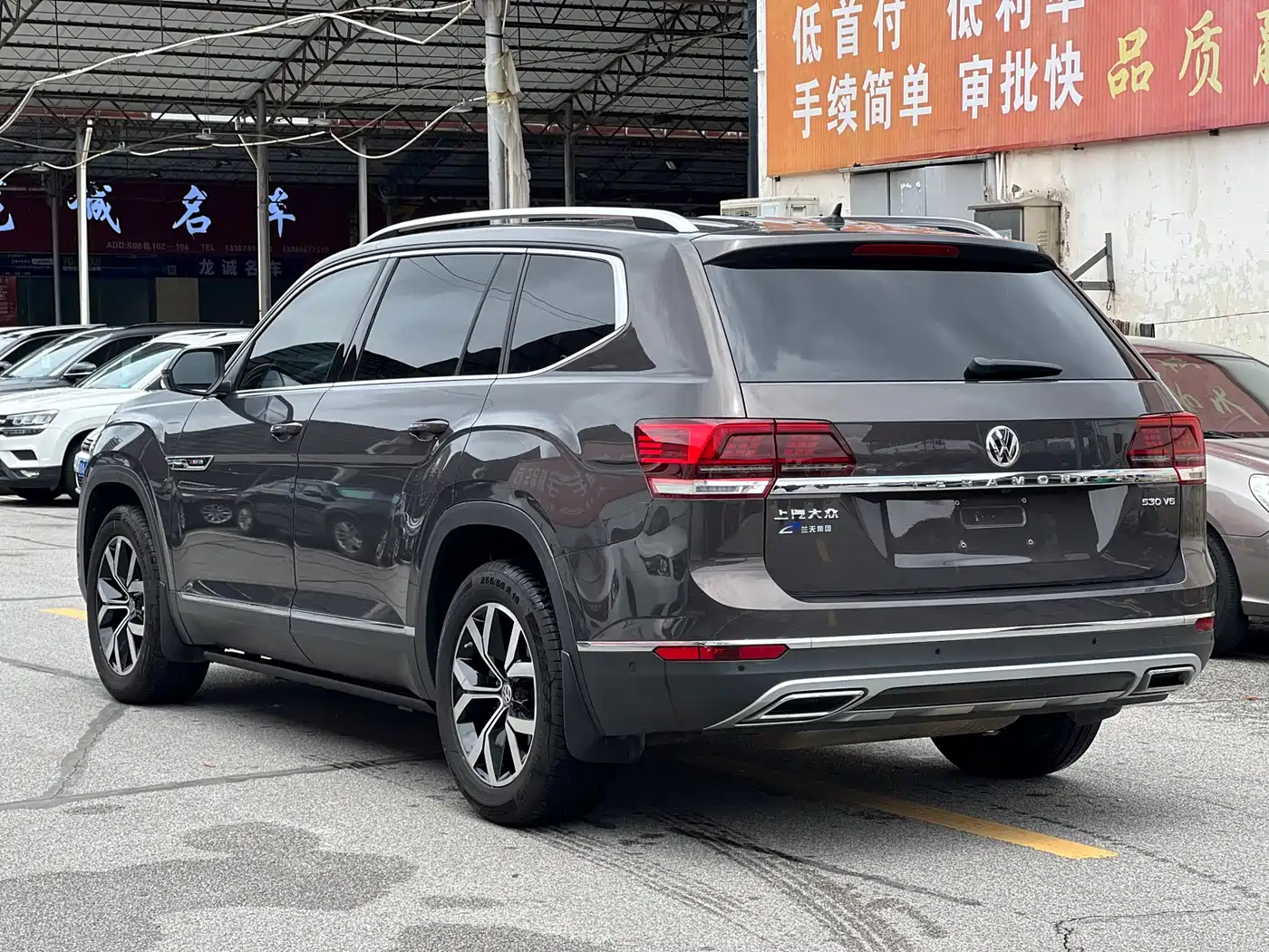 Volkswagen Teramont 2017 530 V6 4WD Luxury Edition фото 5