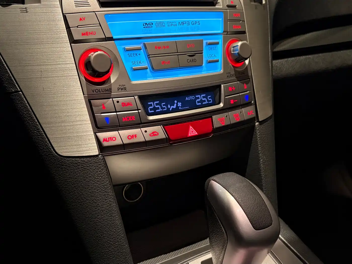 Subaru Outback 2012 2.5i Luxury Navigation Edition фото 13
