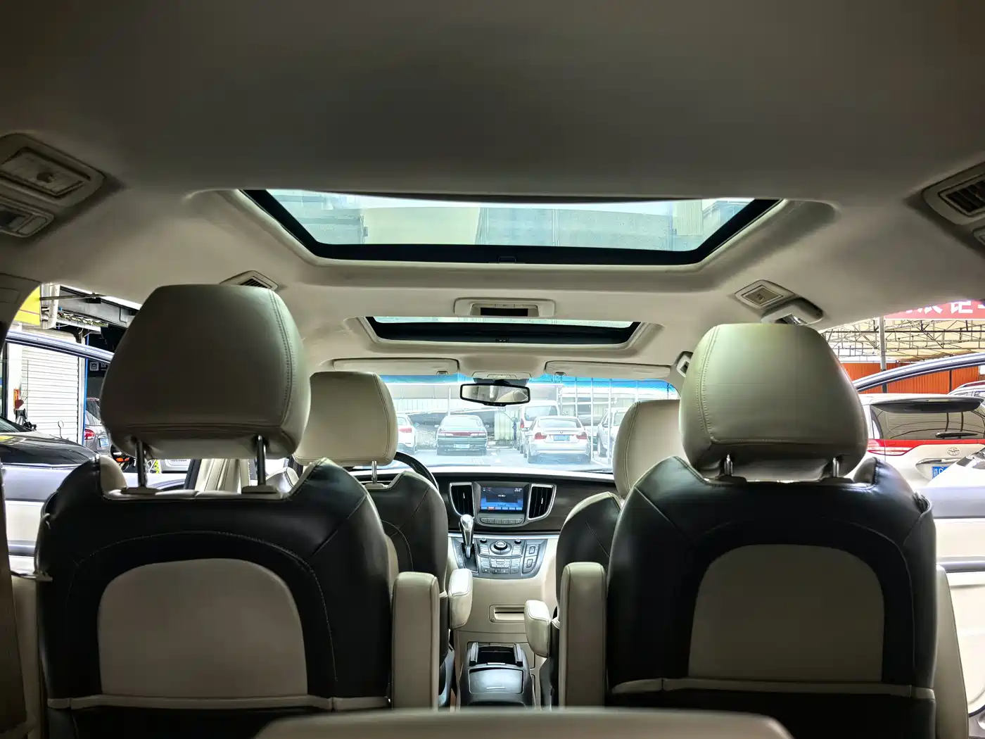 Buick GL8 2013 2.4L LT Luxury Business Executive Edition фото 15