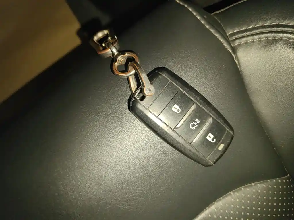 Фото 9 - Changan CS75