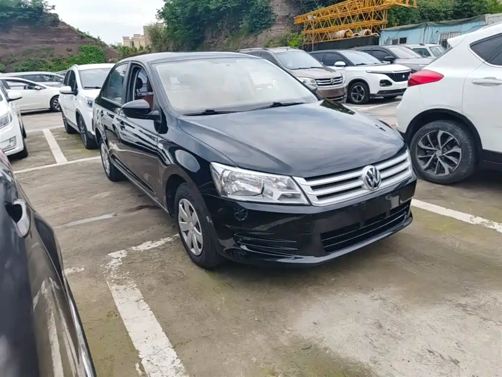 Volkswagen Santana 2015 1.4L Manual Trend Edition фото 4
