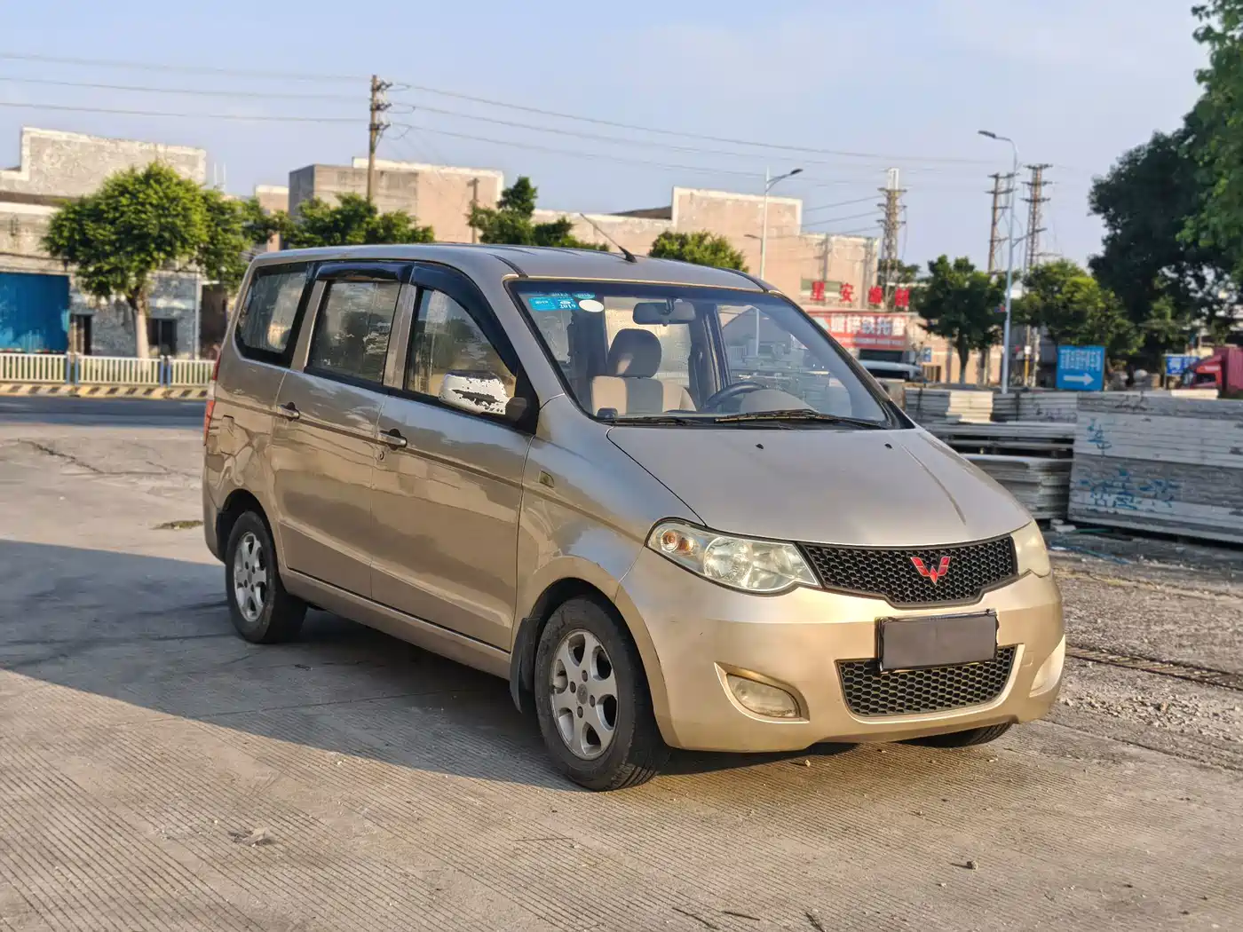 Wuling Motors Wuling Hongguang 2011 2010 1.2L Standard (China IV)