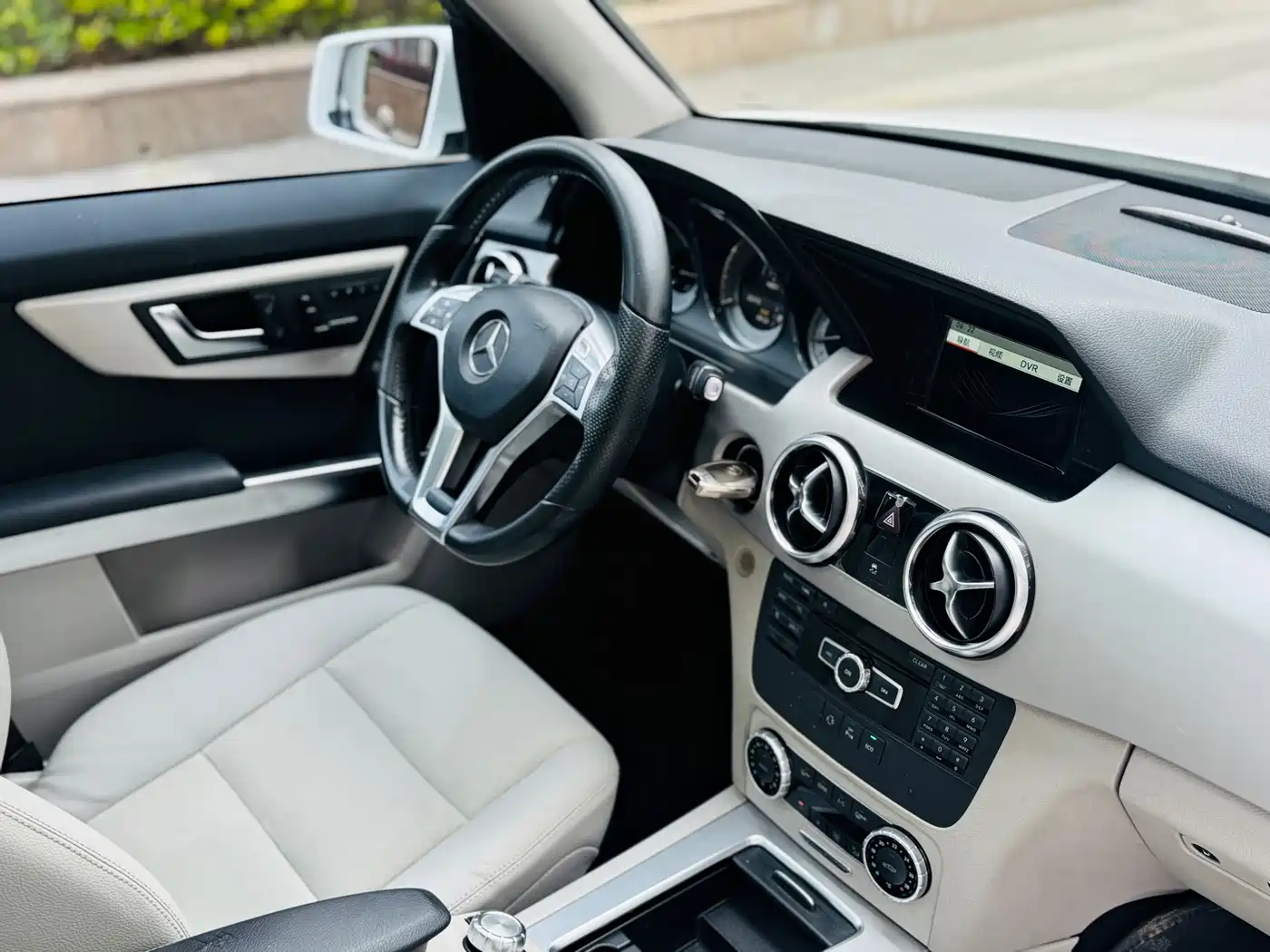 Mercedes-Benz GLK-Class 2015 GLK 260 4MATIC Dynamic Ultimate Edition фото 9