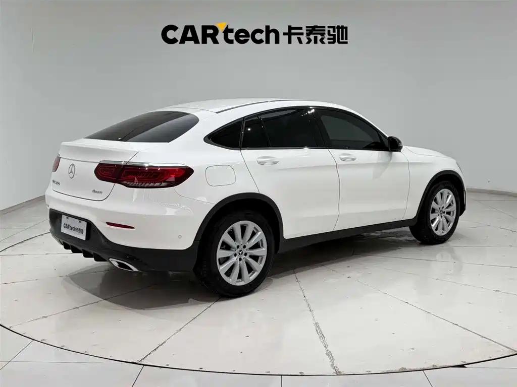 Mercedes-Benz GLC Coupe 2021 GLC 260 4MATIC Coupe SUV фото 11