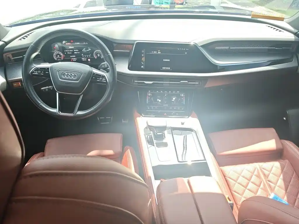 Audi Q6 2024 2024 45 TFSI quattro Black Warrior Edition 6-seater