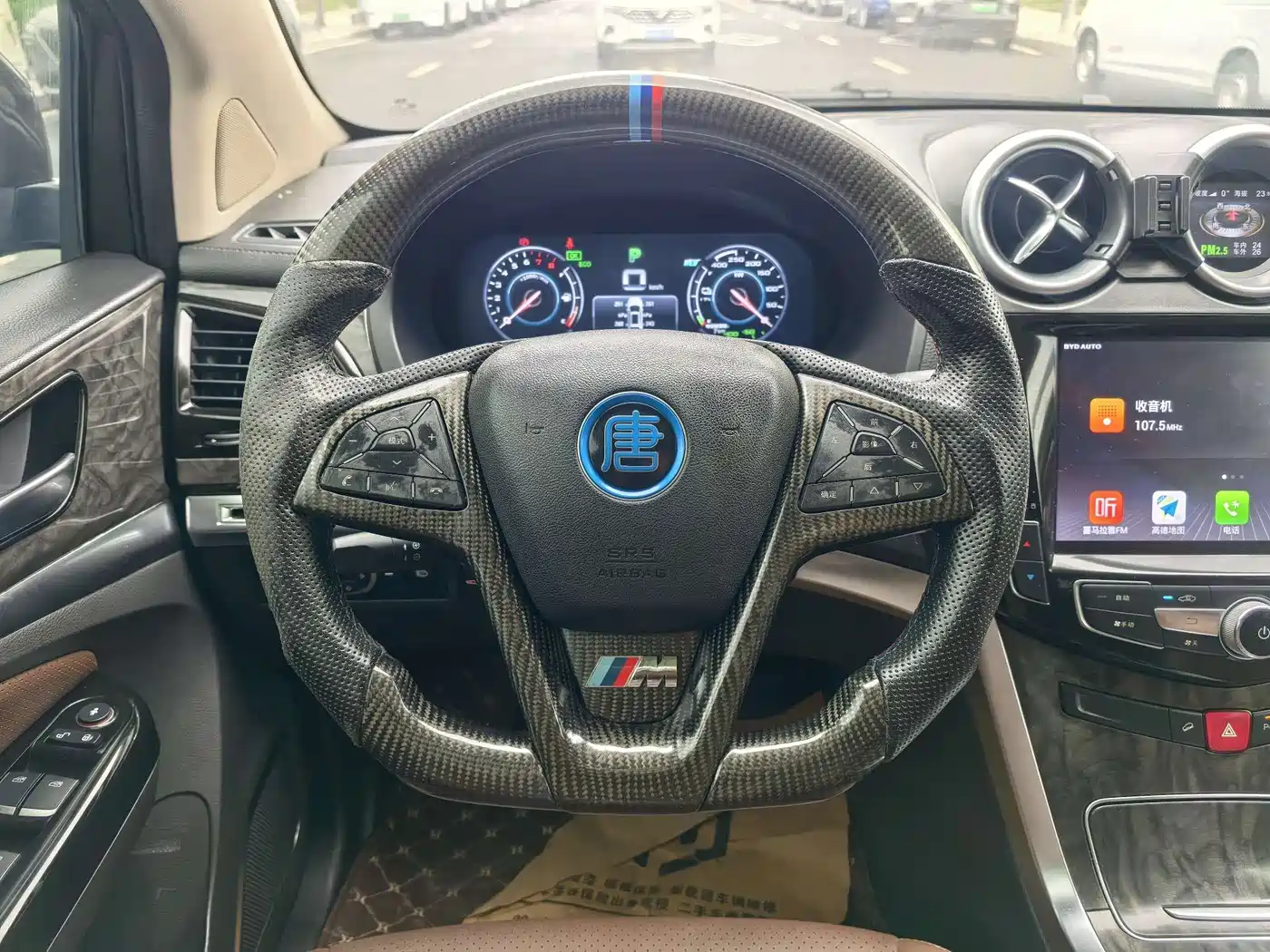 BYD Tang New Energy 2017 Model 2.0T Full-time 4WD Elegance фото 8