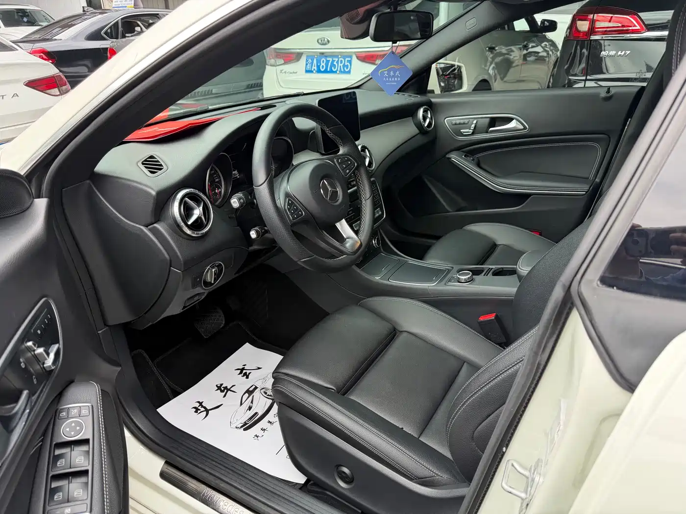 Mercedes-Benz CLA (Import) 2017 Facelift CLA 200 Style фото 8