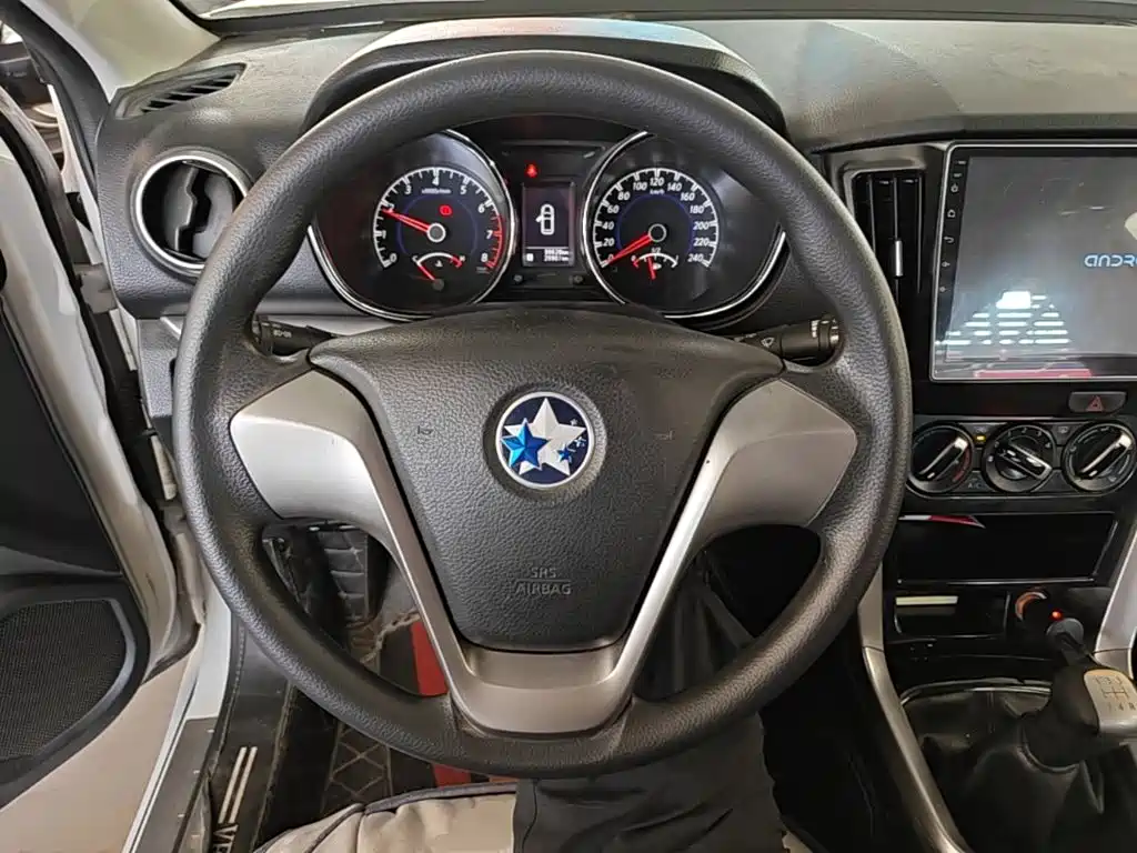 Venucia T70 2017 2016 1.6L Manual Rui Xing Edition