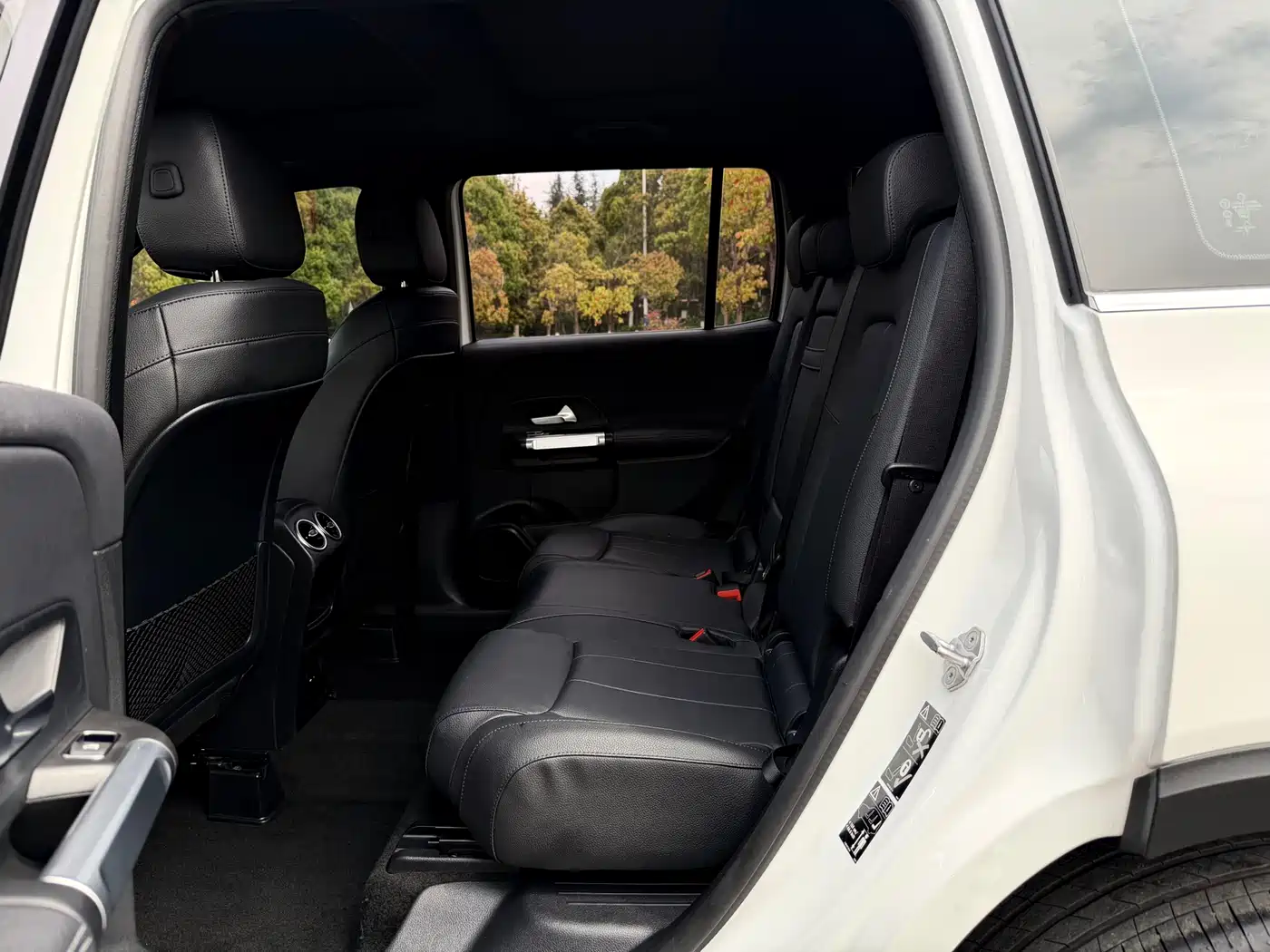 Mercedes-Benz GLB 2021 GLB 200 Dynamic фото 38