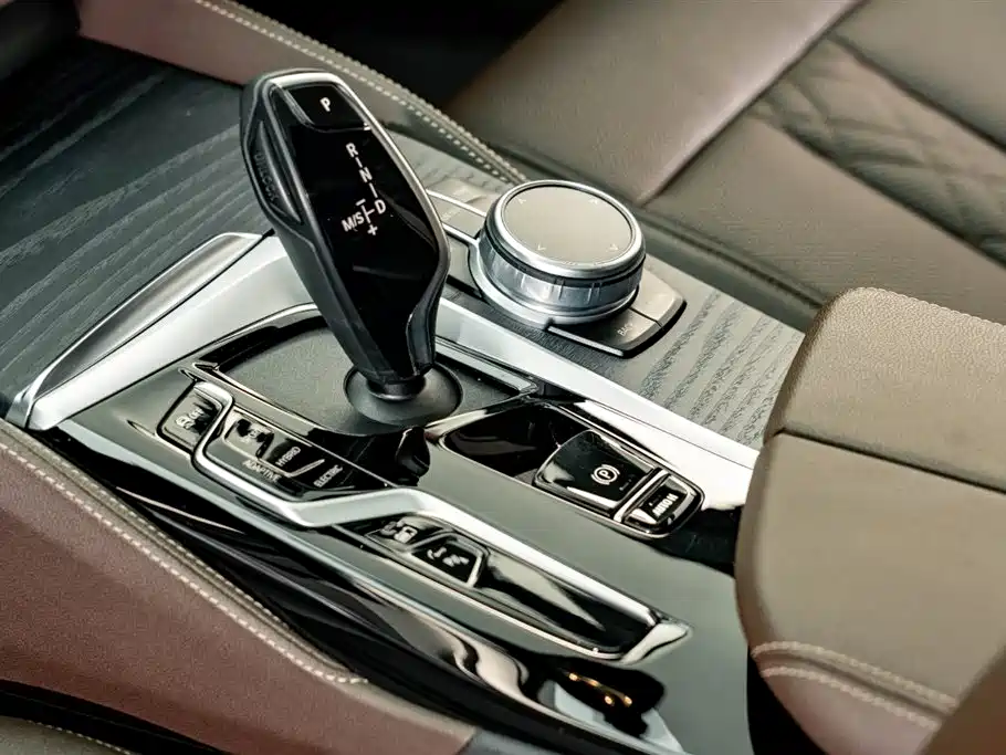 BMW 5 SERIES NEW ENERGY