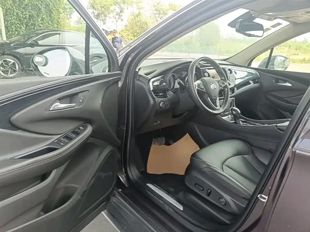 Buick Envision Plus 2017 20T FWD Elite фото 12