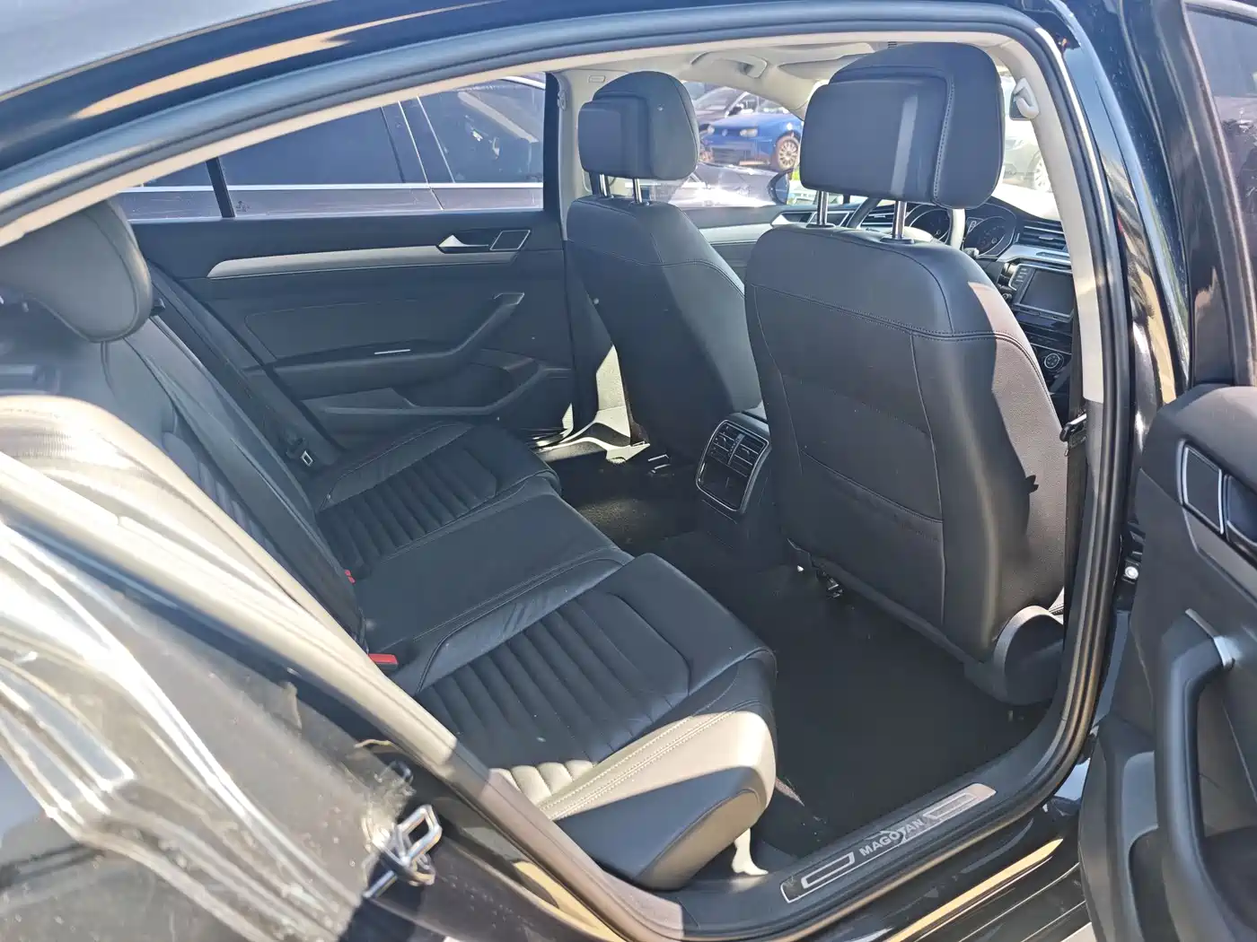 Volkswagen Magotan 2017 330TSI DSG Leading фото 8