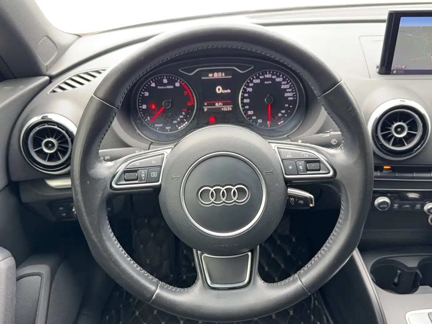 Audi A3 (Import) 2015 Cabriolet 40 TFSI фото 17