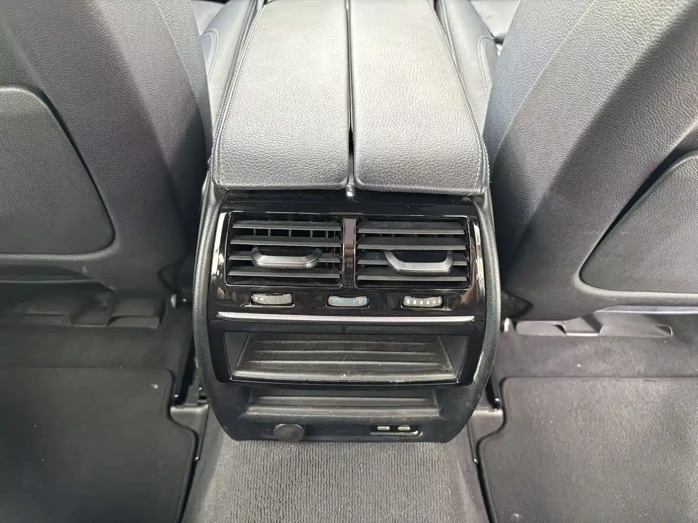 BMW 5 Series (Import) 2020 Model 525i M Sport Package фото 20