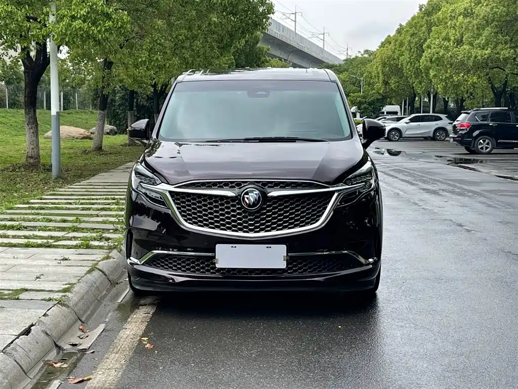 BUICK GL8