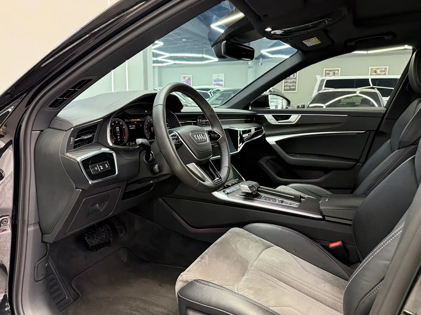 Audi A6L 2023 45 TFSI quattro Premium Dynamic фото 7