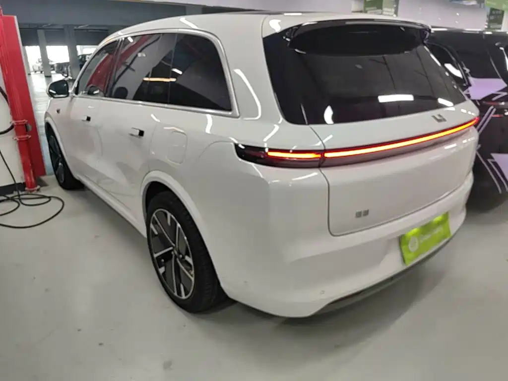 Li Auto Li L8 2025 2025 Max Smart Renewal Edition