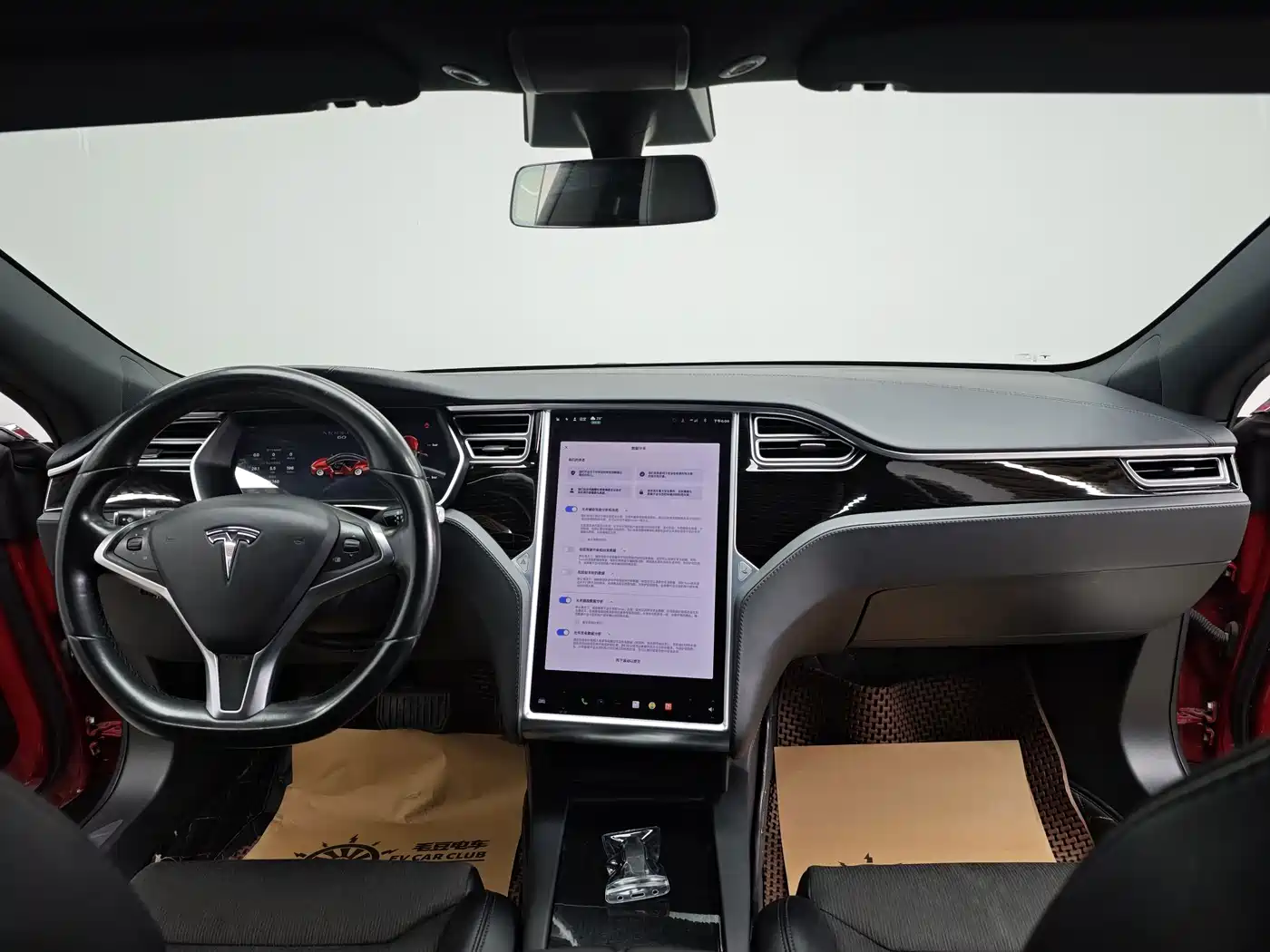 Фото 18 - Tesla Model S