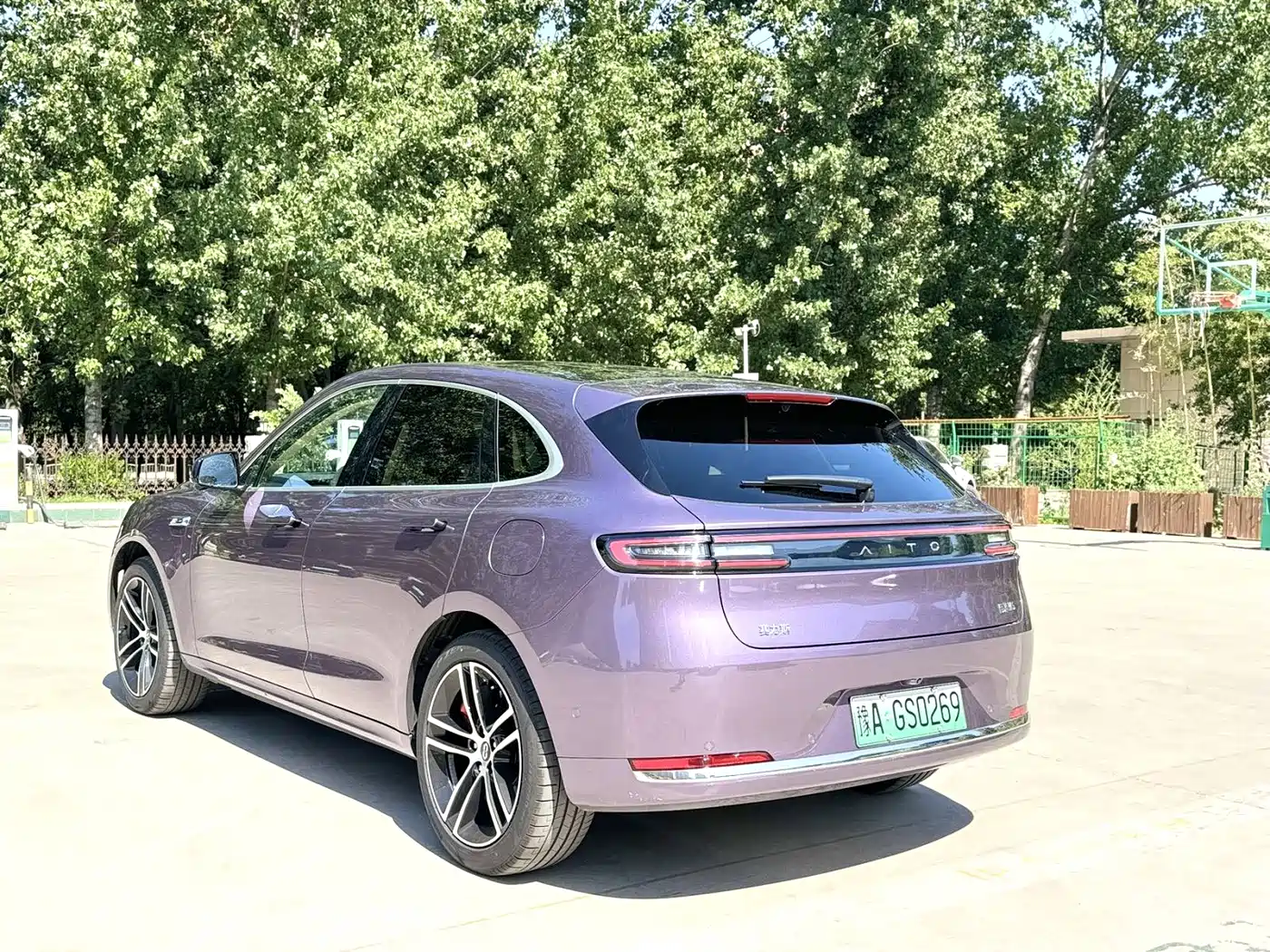 AITO Wenjie AITO M5 2025 Extended Range Ultra AWD фото 7
