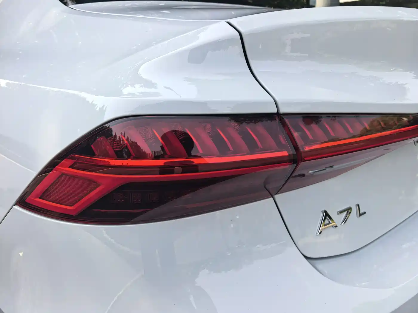 AUDI A7L