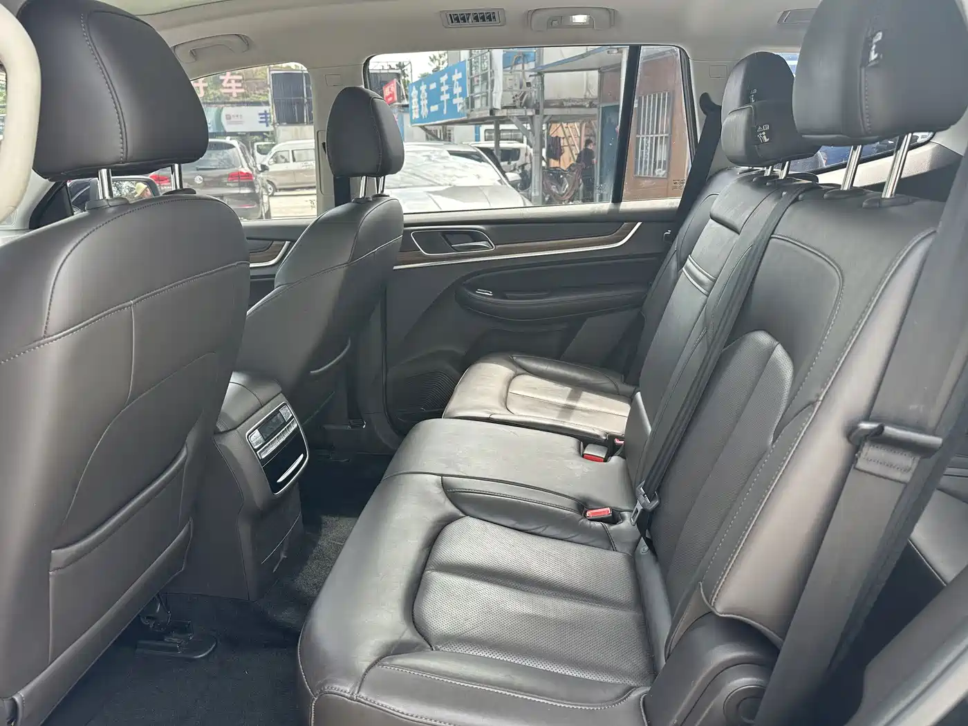 Roewe RX8 2020 2019 30T Intelligent Internet 2WD Flagship Edition