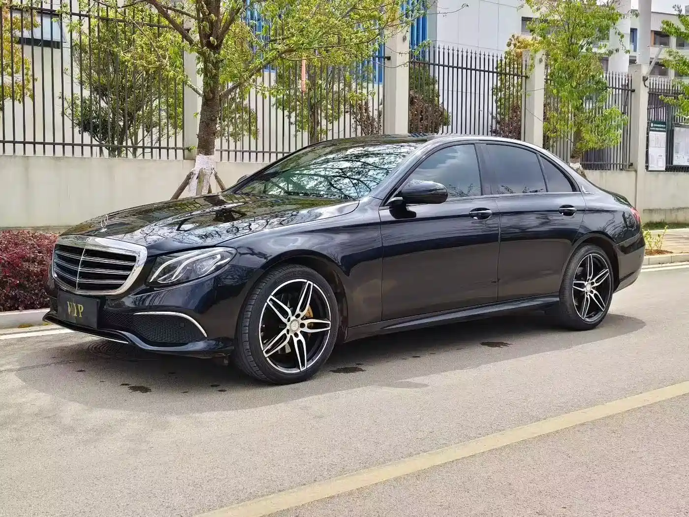 Mercedes-Benz E-Class 2017 E 200 Sport 4MATIC