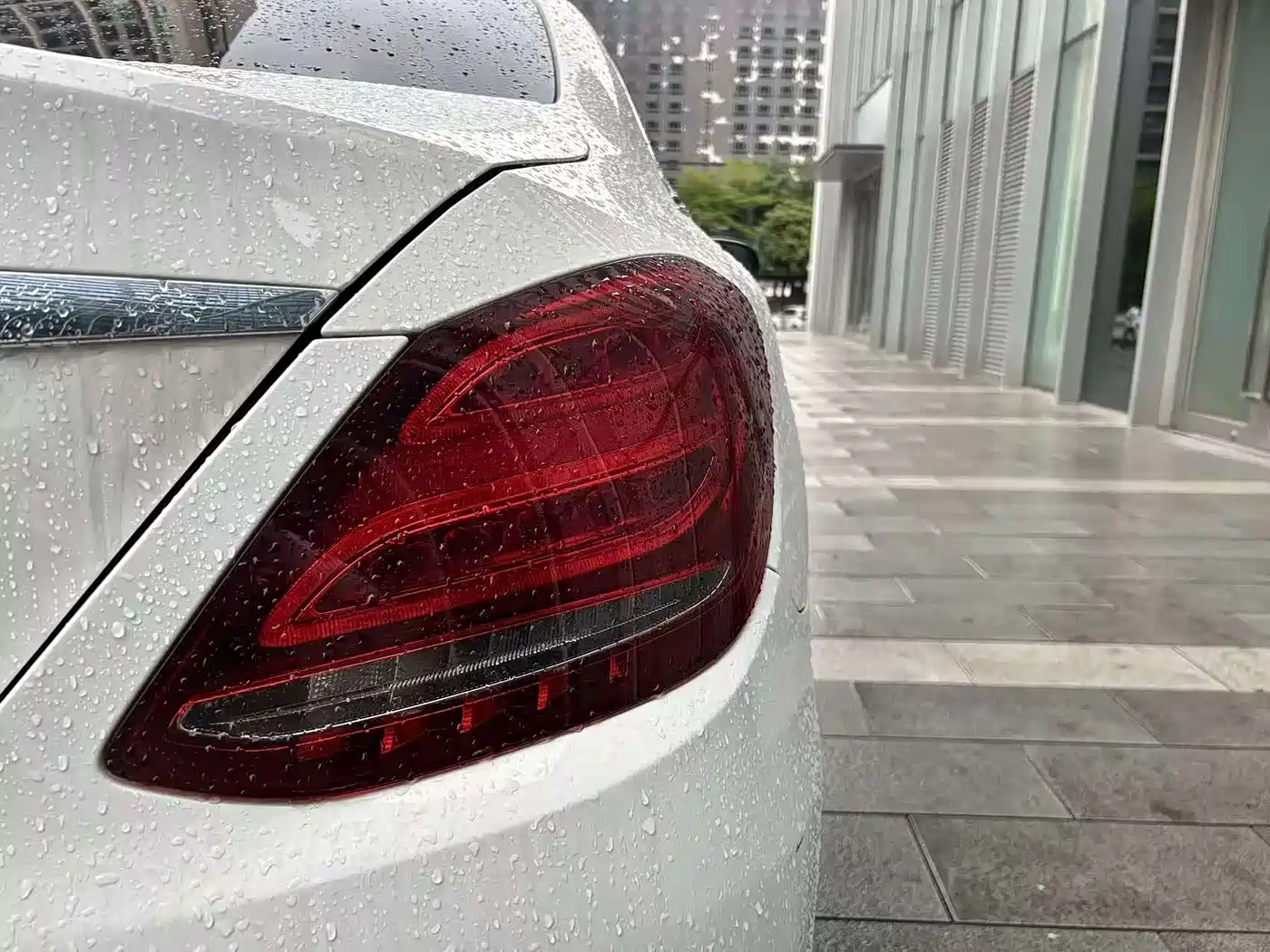 Mercedes-Benz C-Class 2017 Facelift C 200 L Sport Edition фото 16