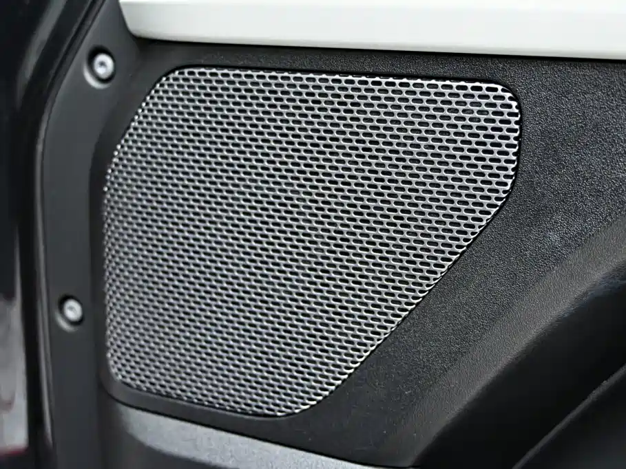 Фото 27 - Land Rover Defender
