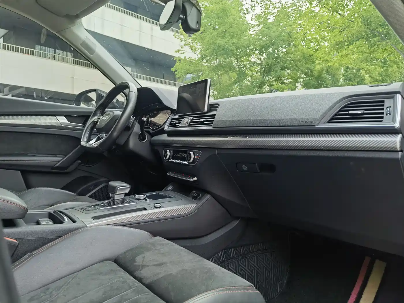Audi Q5L 2020 45 TFSI Premium Luxury Sport фото 9