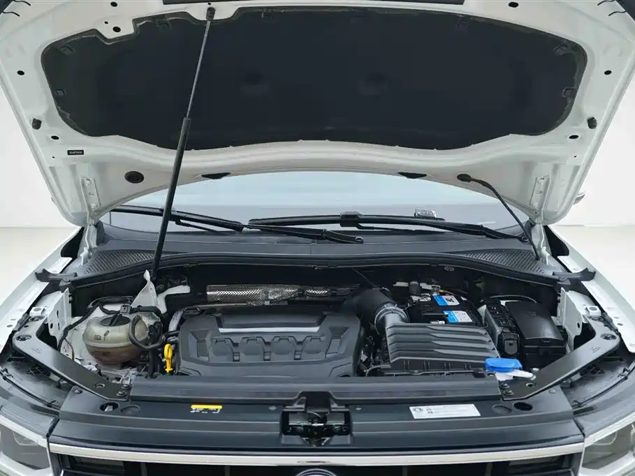 Volkswagen Tiguan L 2023 Facelift 380TSI Automatic 4WD R-Line Flagship Edition 7-Seater фото 7