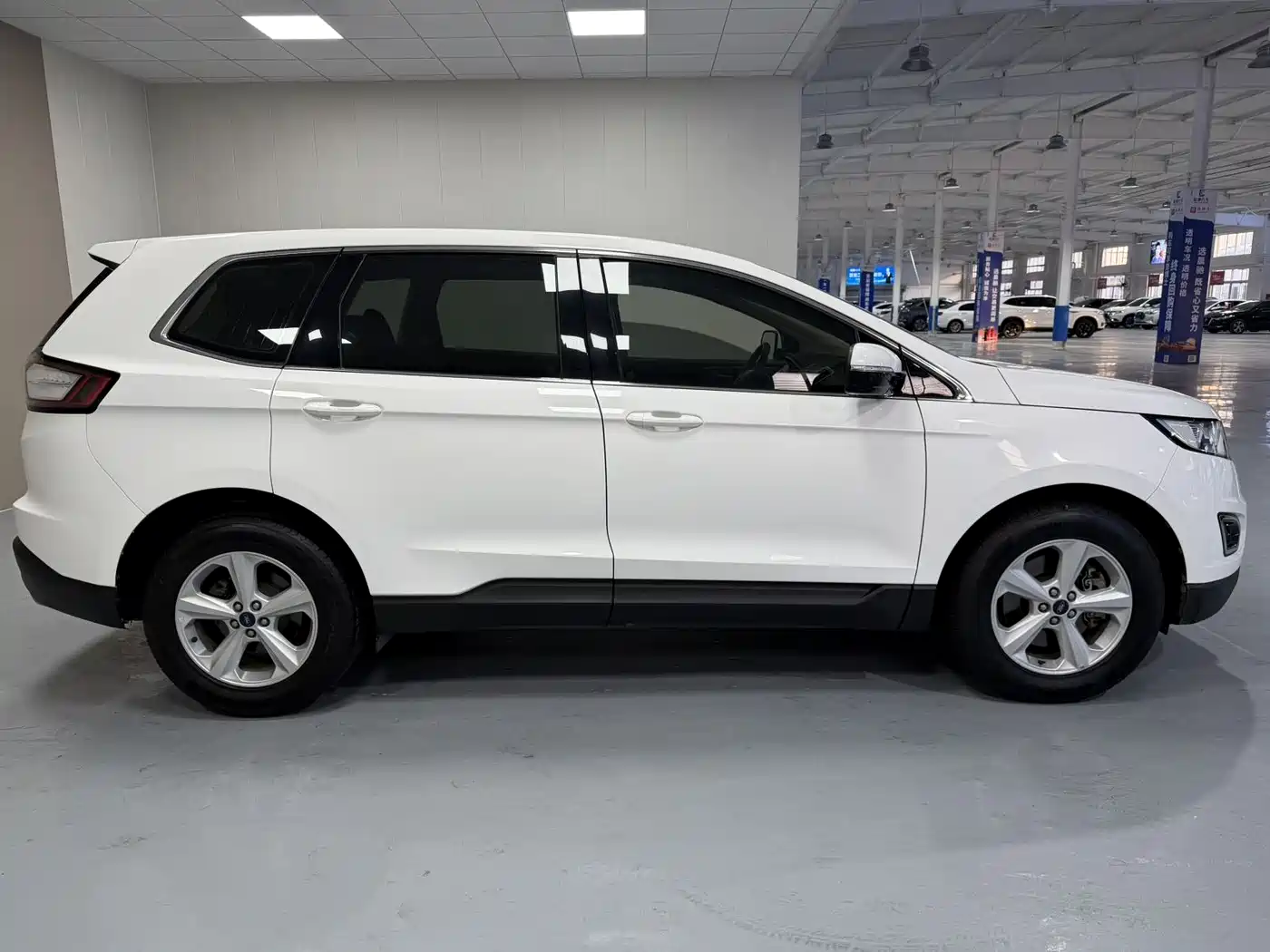 Ford Edge 2018 2018 EcoBoost 245 FWD Elite 5-seat China V
