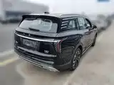 صورة 12 - Hongqi HS7 PHEV