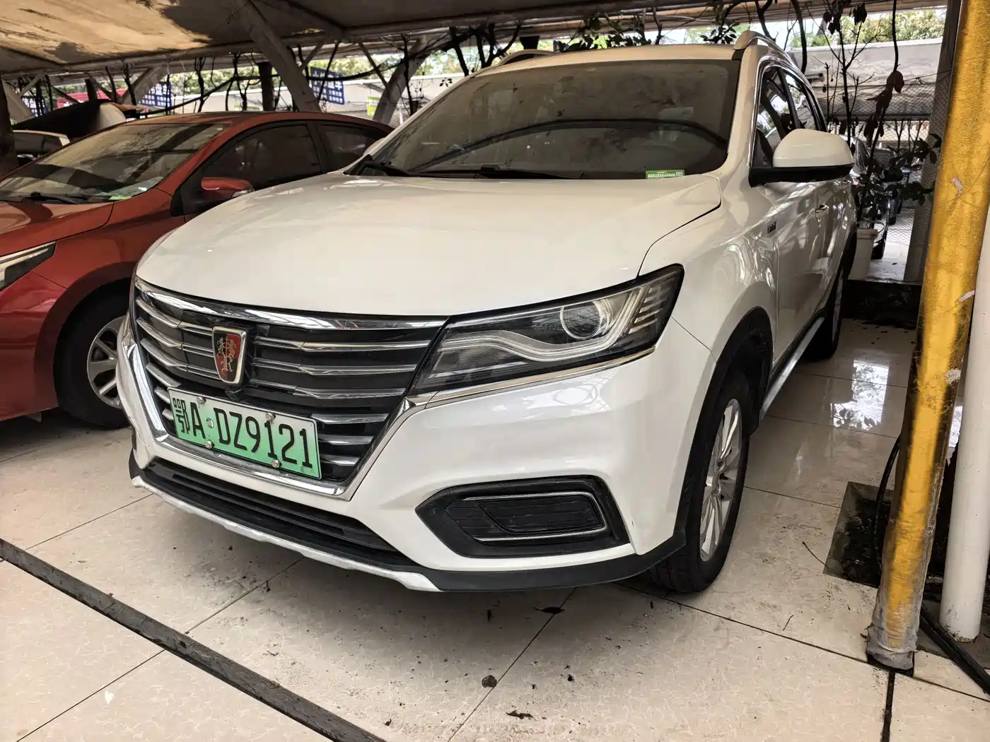 ROEWE RX5 NEW ENERGY