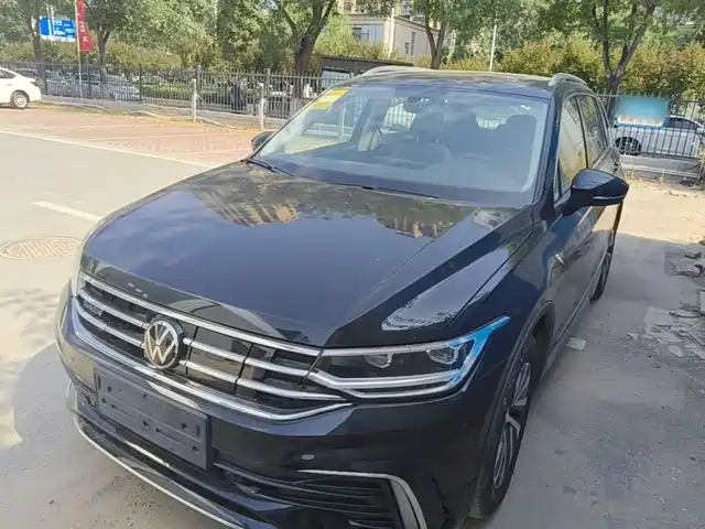 Volkswagen Tiguan L PHEV 430PHEV, Плагин-гибрид, Премиум