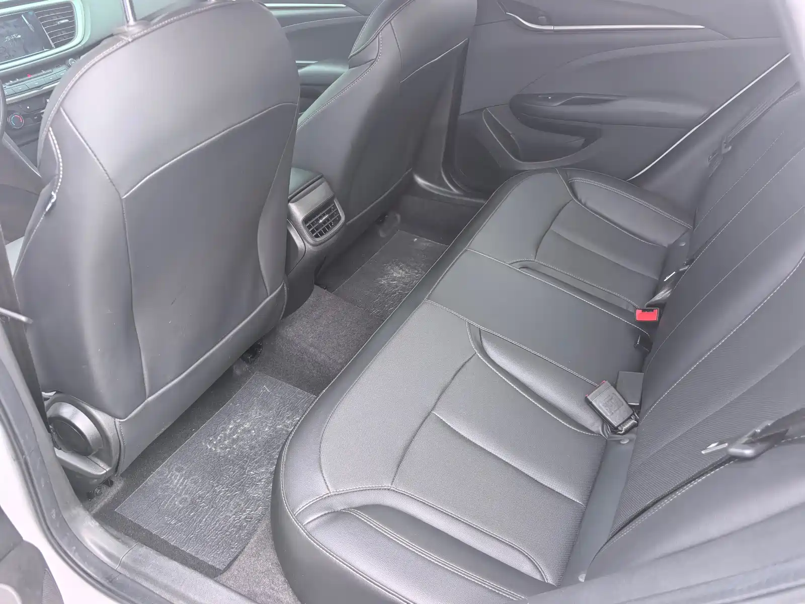 Фото 9 - Buick Excelle