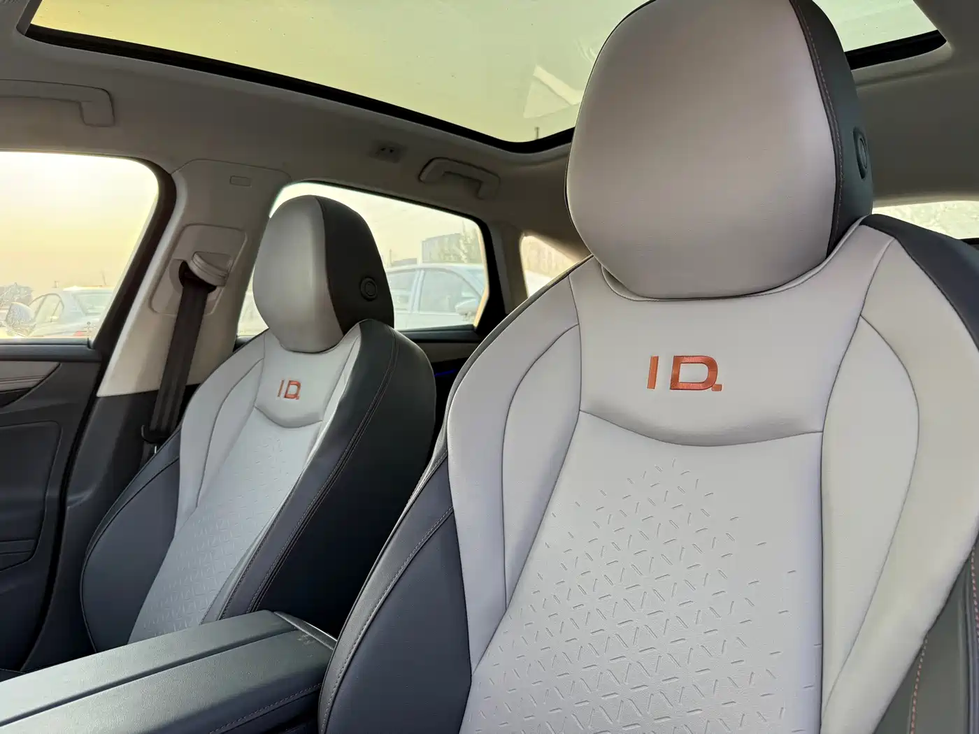 VOLKSWAGEN ID.7 VIZZION