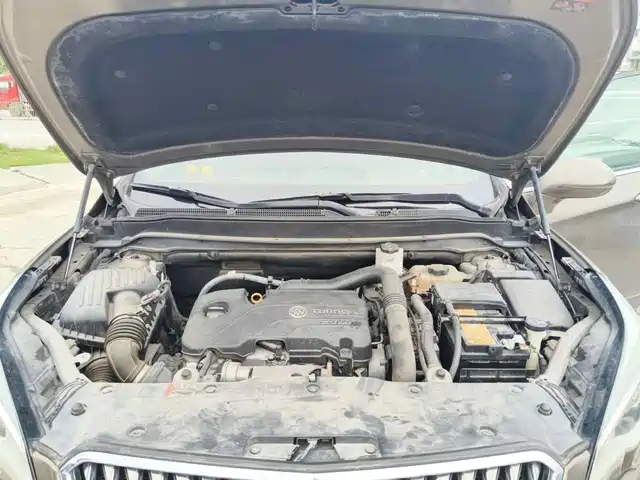 Buick Envision Plus 2017 20T AWD Luxury — фото 3