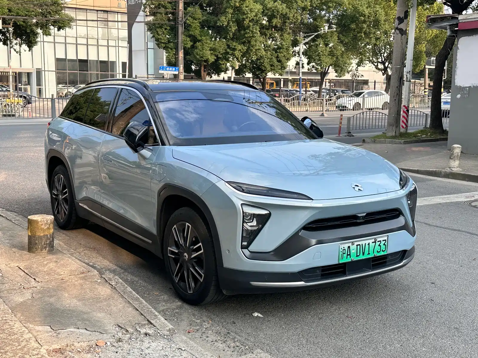 Фото 2 - NIO ES6