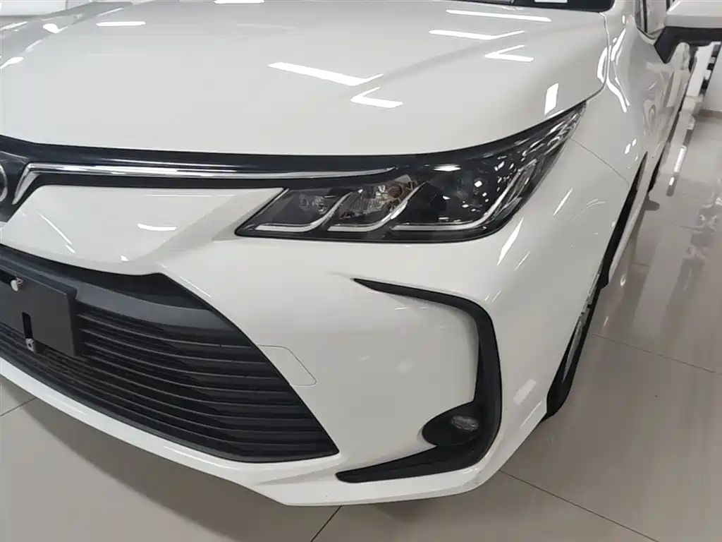 Toyota Corolla 2023 1.2T Pioneer Edition фото 24