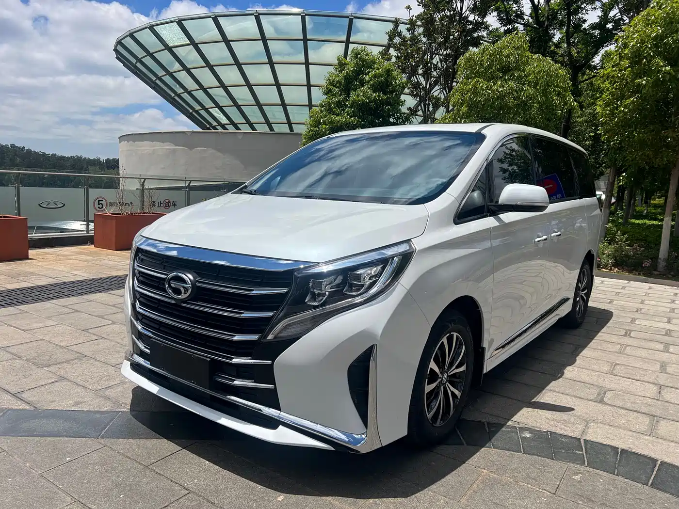 GAC Trumpchi Trumpchi M8 2023 Leading Series 390T Premium Edition