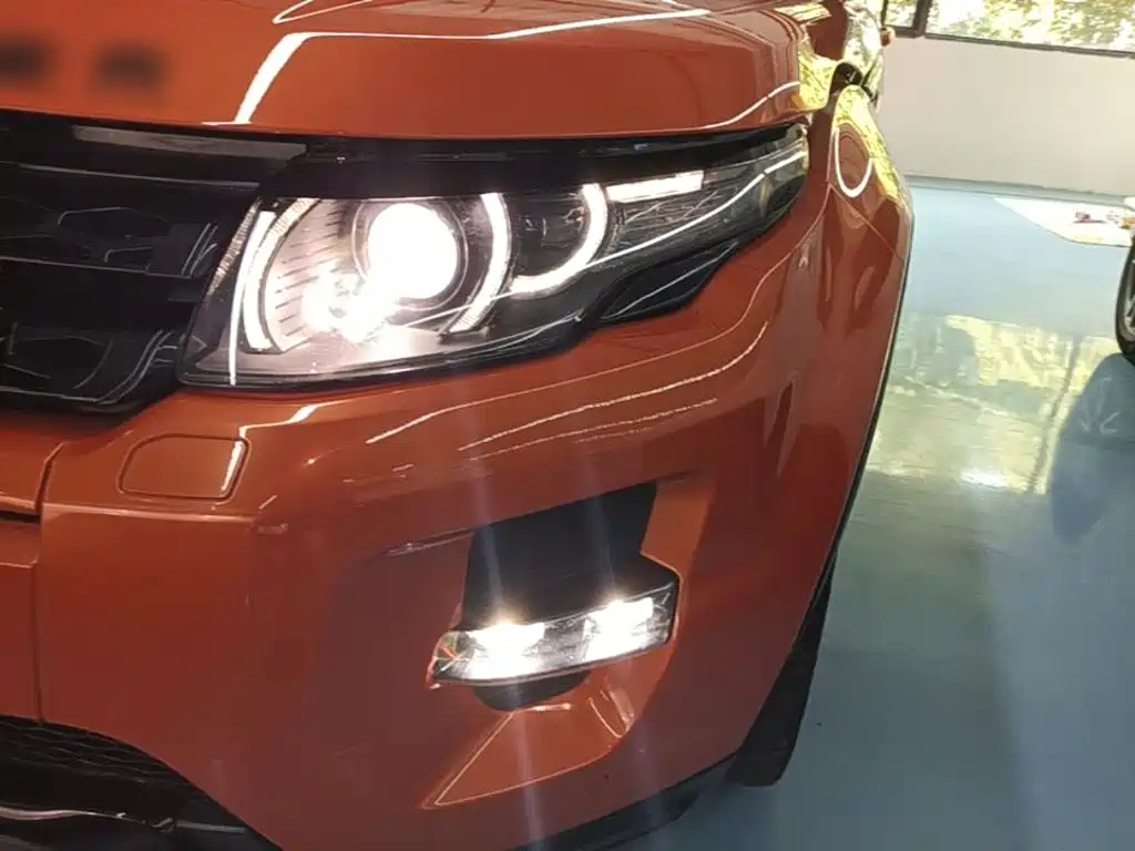 Land Rover Range Rover Evoque (Import) 2015 2015 2.0T Tilt Orange Limited Edition
