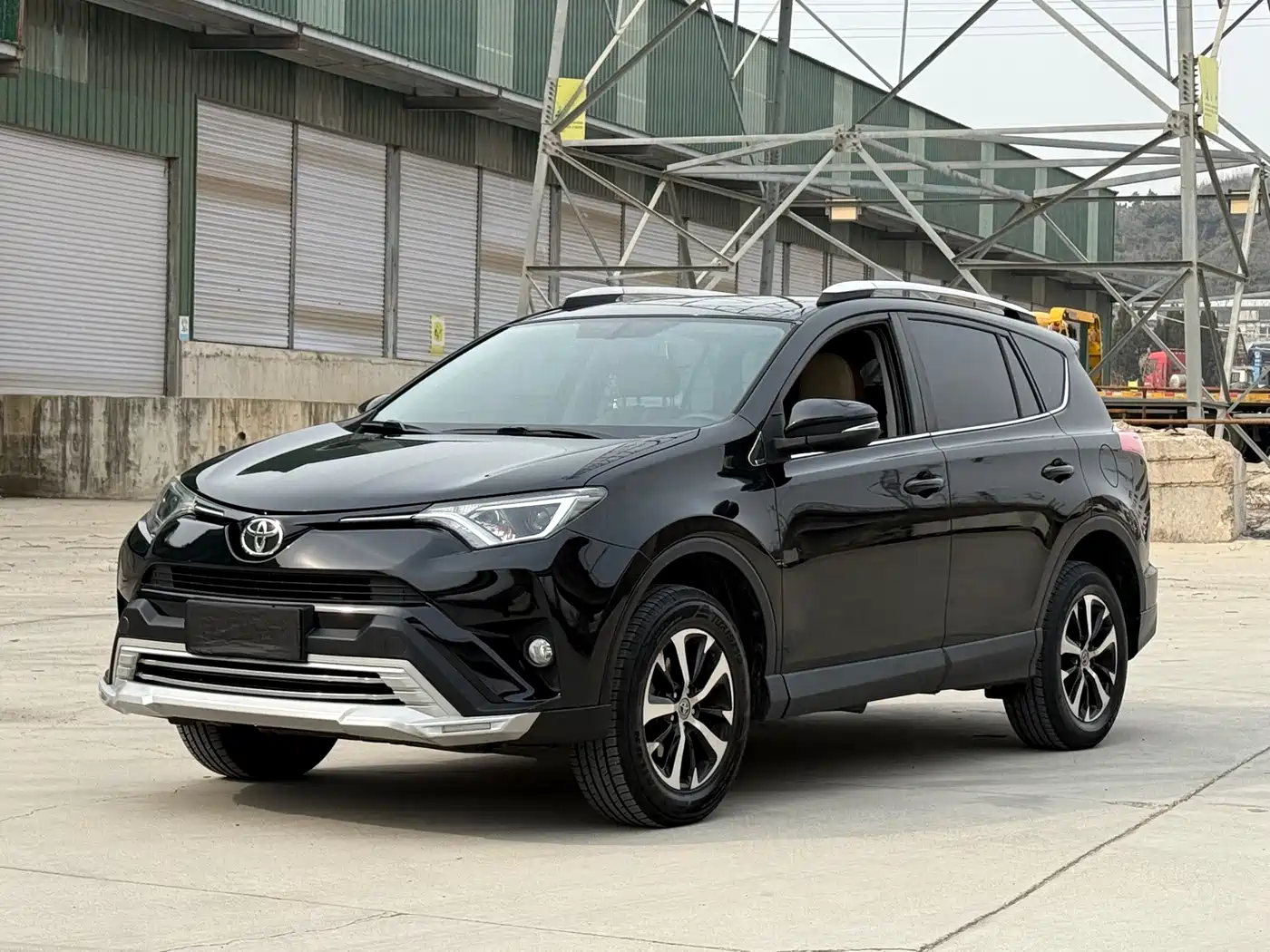 Toyota RAV4 Rongfang 2016 2.0L CVT 2WD Urban (China V)