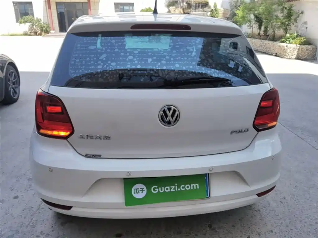 Volkswagen Polo 2016 1.4L Manual Trend фото 6