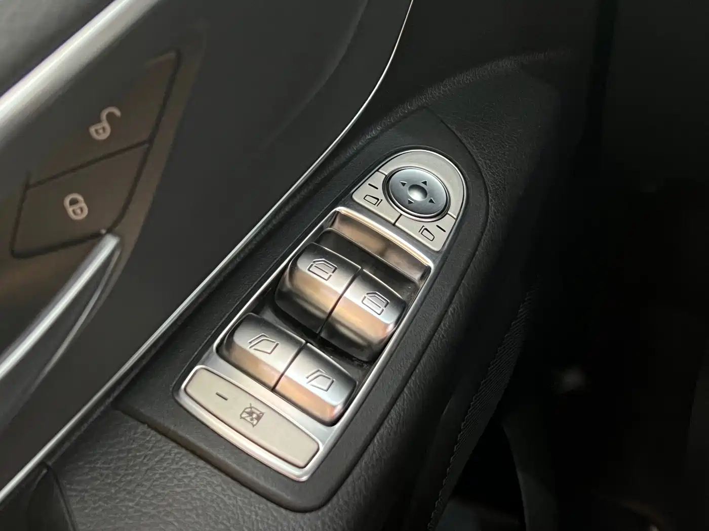 Mercedes-Benz Vito 2020 2.0T Business Edition (7-seater) фото 14